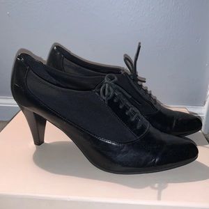 Black lace up heels size 6.5